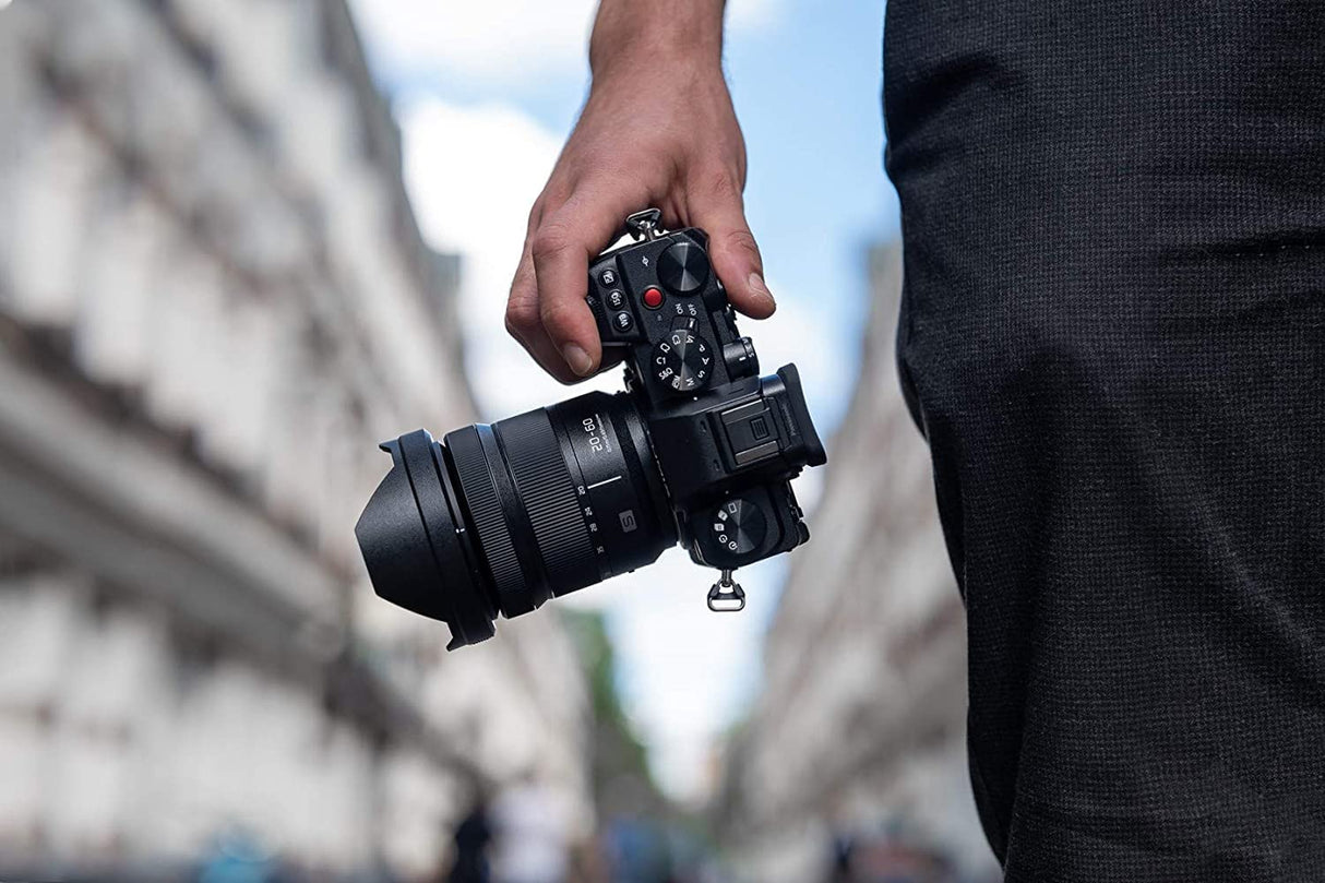 Panasonic DC-S5KS85KIT LUMIX Cámara Evil de 24 MP, Estabilizador óptico de 5 Ejes, Visor OLED, Raw, Wi-Fi, 4K + Objetivo Lumix 20-60 mm + 0bjetivo Lumix S-S85 85 mm- F1.8, Color Negro