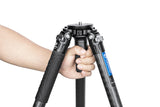 Leofoto - Manba - Trípode de Carbono para cámaras - Capacidad de Carga de 10 kg - Pies Extensibles - Altura mínima de 31 cm a una Altura máxima de 168 cm - LVM-323C + BV-15