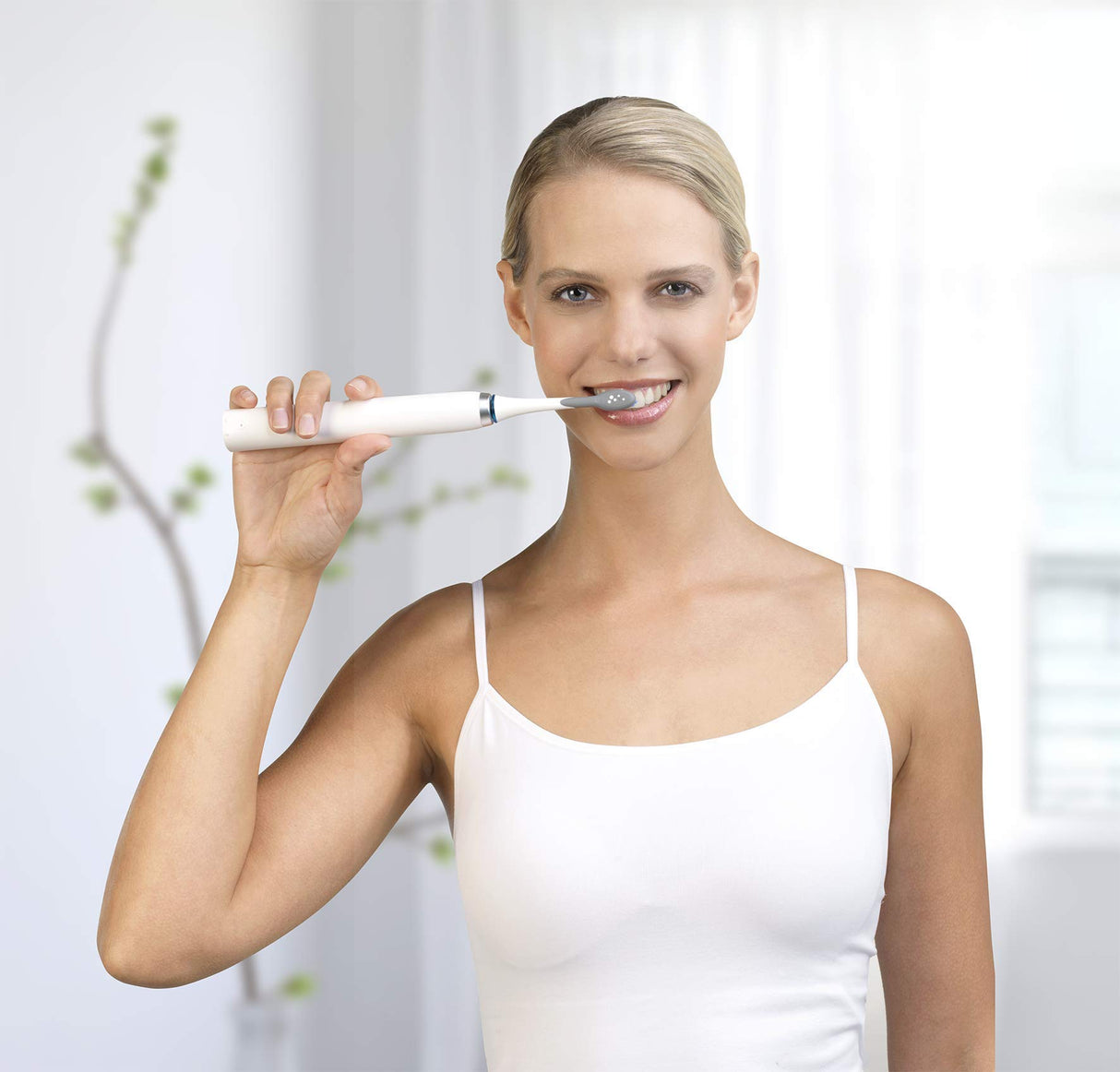 Silk'n Sonic Smile, Cepillo de dientes eléctrico con tecnología sónica, Resistente al agua, Cable USB, Blanco, SS1PEUW001