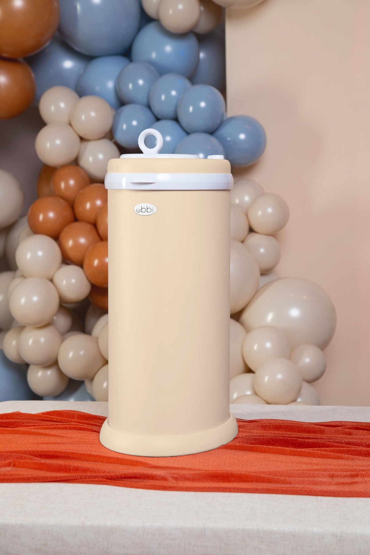 Ubbi Stainless Steel Nappy Pail, Odor Locking, No Special Bag Required, Award-Winning, Registry Must-Have, Oat Milk