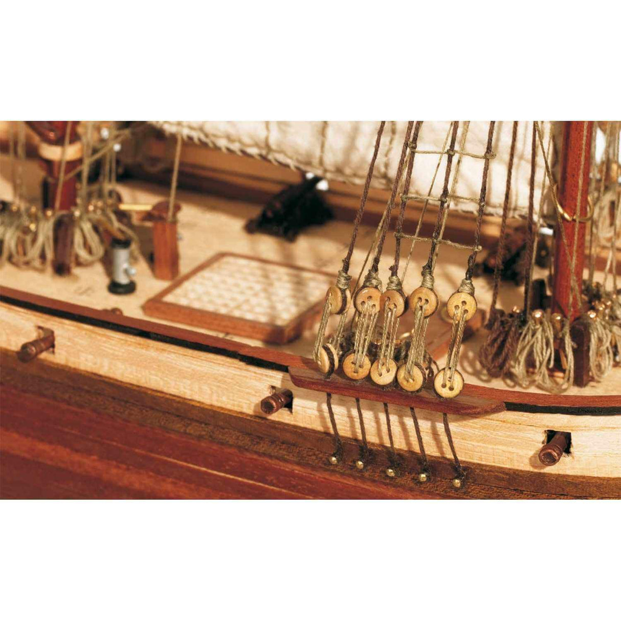 OCCRE 12500 Albatros, Goleta by, black