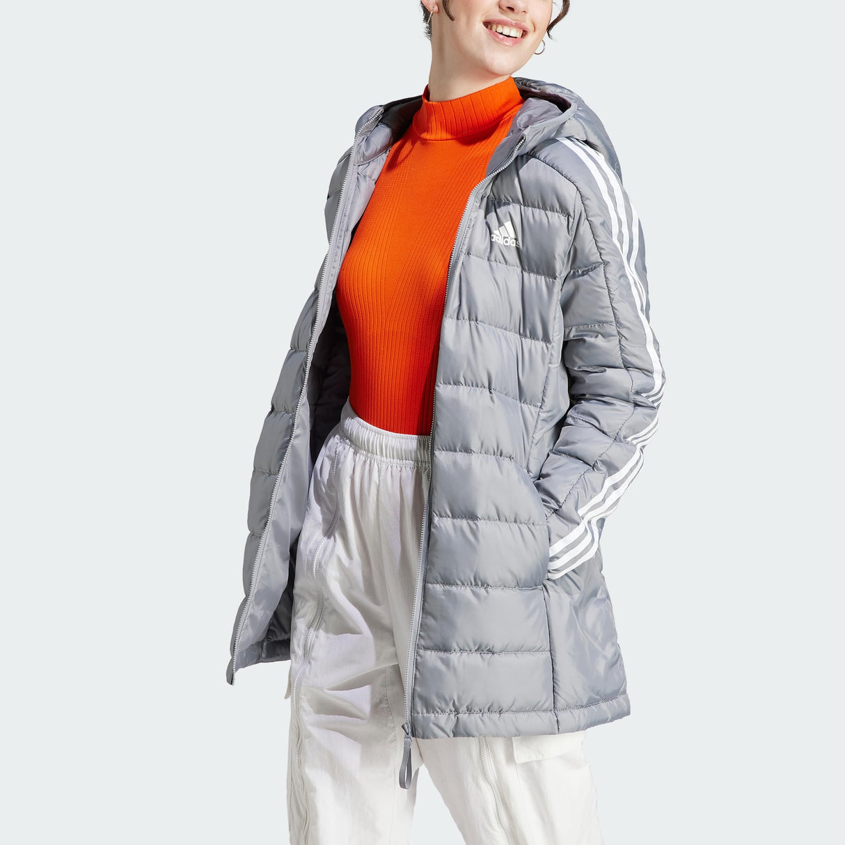 adidas Mujer Essentials 3-Stripes Light Down Hooded Parka, Grey, S