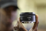Canon Objetivo RF 50mm F1.8 STM - Lente estándar, para Retratos y Calle Incluso en Baja iluminación, Nítido, Ligero y Compacto, Enfoque silencioso, Montura RF Compatible con Sistema EOS R, Negro