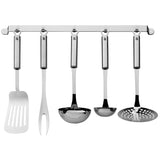 WMF Profi Plus - Juego de Cocina 6 piezas, Estante para Colgar con 5 Ayudantes, Cucharón, Espumadera, Cuchara para salsa, Espátula, Tenedor para carne, Acero Inoxidable Pulido