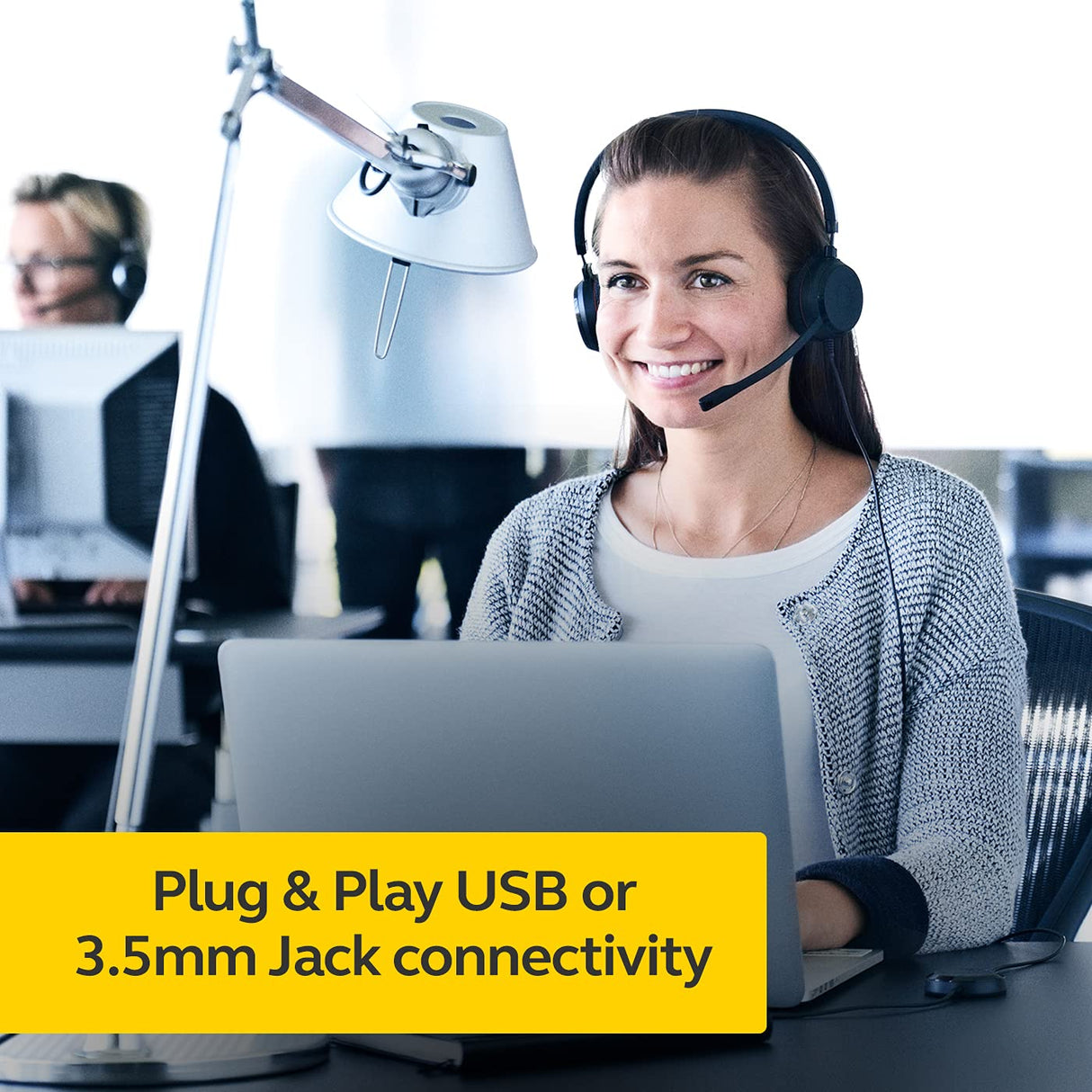 Jabra Evolve 30 MS - Auricular Monoaural Certificado por Microsoft para VoIP Softphone - Cancelación Pasiva de Ruido - Cable USB con Unidad de Control - Negro