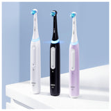 Oral-B iO 4N Cepillo de Dientes Eléctrico con 1 Cabezal y 1 Estuche de Viaje, Diseñado por Braun, Regalos Orginales - Blanco
