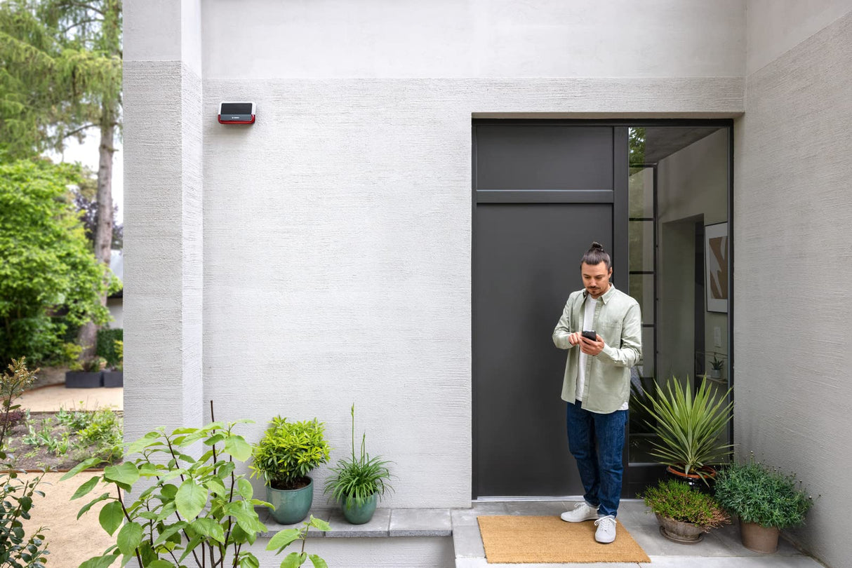 Bosch Smart Home Sirena Exterior, un Sistema de Alarma inalámbrico con Panel Solar, le avisará Mediante notificaciones, Blanco