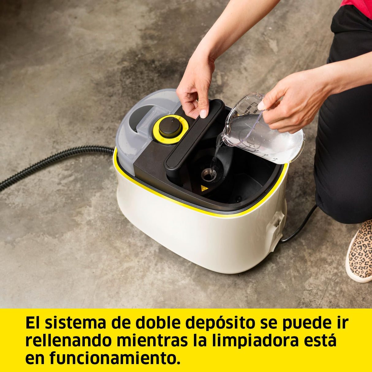 Kärcher Limpiadora de vapor SC 4 Deluxe Iron, presión de vapor: 4 bar, calentamiento: 3 min., superficie: 130 m², depósitos: 0,5 l + 1,3 l, kit suelos EasyFix, boquillas, plancha de vapor