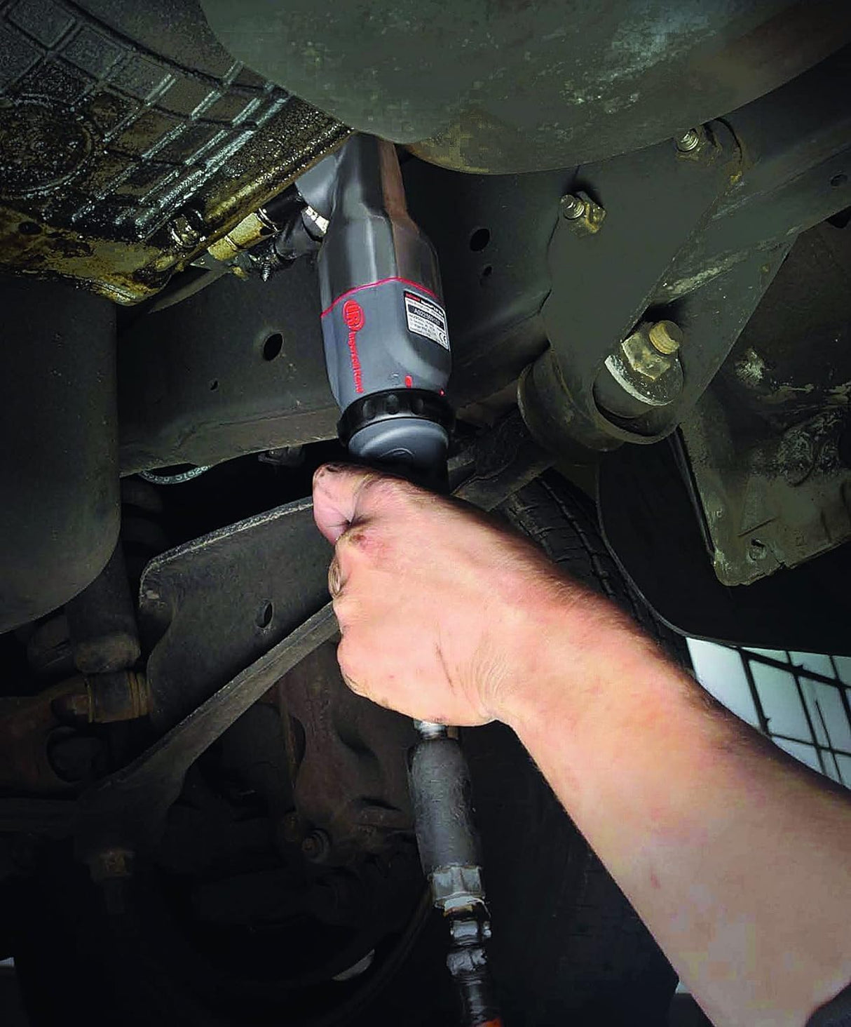Ingersoll-Rand Llave de Carraca Neumática 2025MAX, 1/2" Llave Carraca de Aire Comprimodo, Ángulo Recto, 224 Nm y 7100 rpm