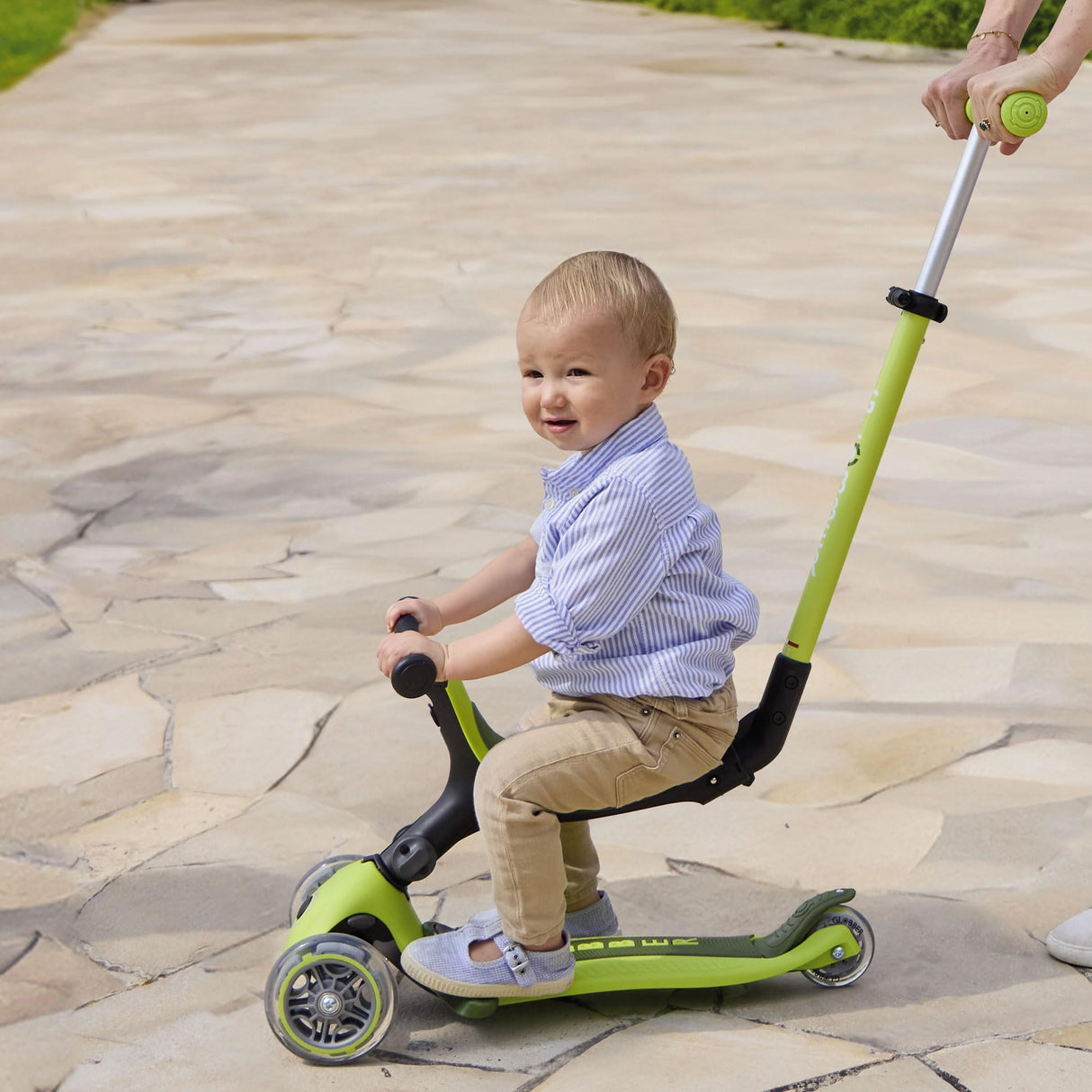 Globber GO UP Active Luces, Patinete evolutivo de 3 Ruedas con Luces para niños de 15 Meses a 9 años, Verde Menta