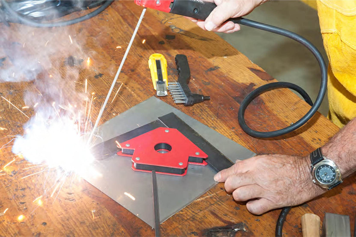 Stanley 460963 Star 4000 - Kit de estación de soldadura para inversor MMA electrodos 160A Max con capucha LCD