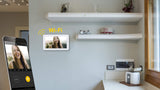 Vimar K40945 Kit videoportero contenido: videoportero Wi-Fi LCD 7in pantalla táctil, placa de entrada audio/vídeo de 1 botón, alimentador con clavijas intercambiables, con soporte, blanco