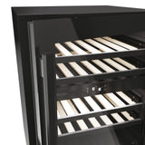 Haier Wine Bank 60 Series 6 HAKWBD 60 Vinoteca de integración de 44 botellas, 2 Zonas, Estantes de madera, Filtro Anti-UV, Refrigeración por Compresor, Display Digital, Iluminación LED, 38 dbA Negra