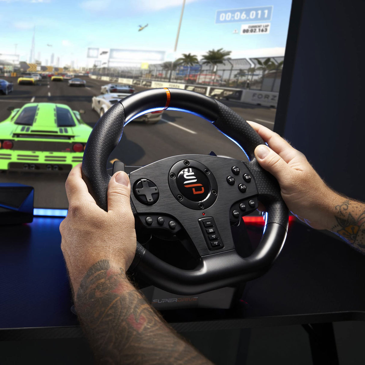 Superdrive - Volante de carreras SV710 con pedales, paletas de cambio y vibración - Compatible con PC (programable para todos los juegos)
