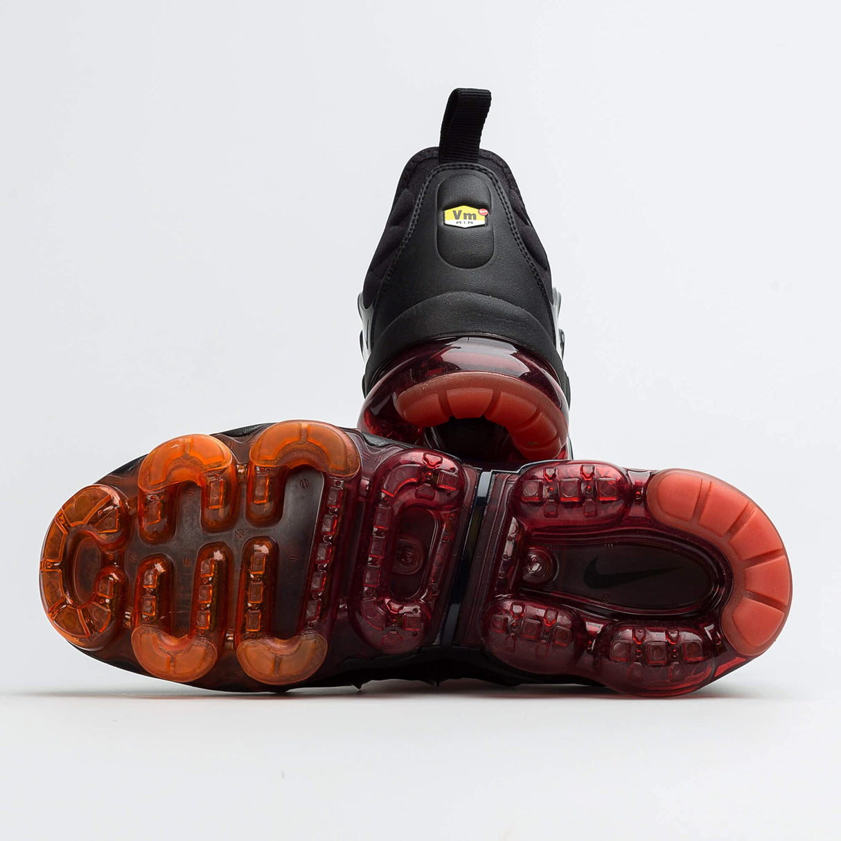 NIKE Air Vapormax Plus, Sneaker Hombre, Black Lt Smoke Grey Magma Orange, 41 EU