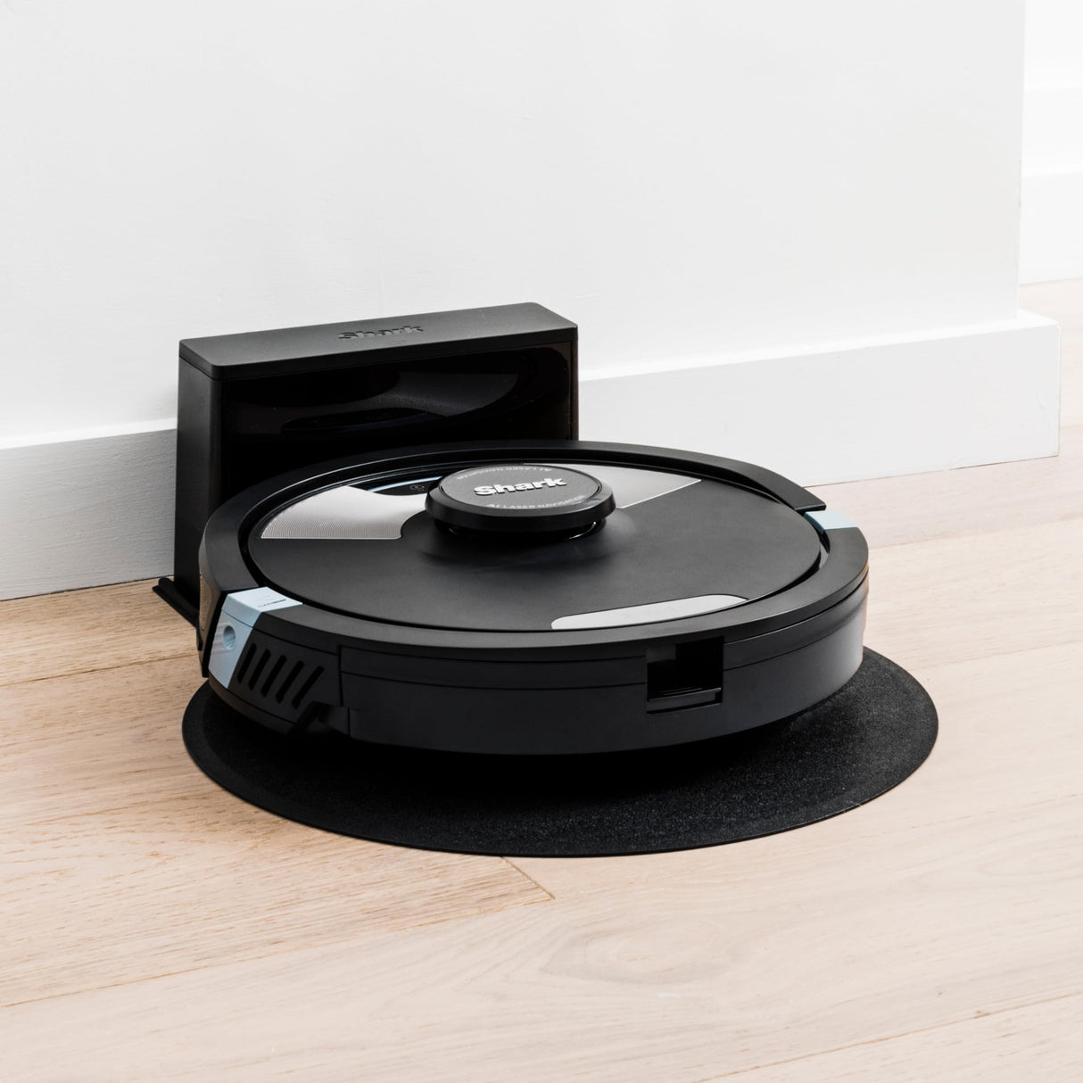 SHARK Robot Aspirador 2 en 1 ai Ultra [RV2600WDEU]: Potente Capacidad de succión, mopa sónica, Anti Hair Wrap, alfombras y Suelos Duros, aplicación por Wi-Fi