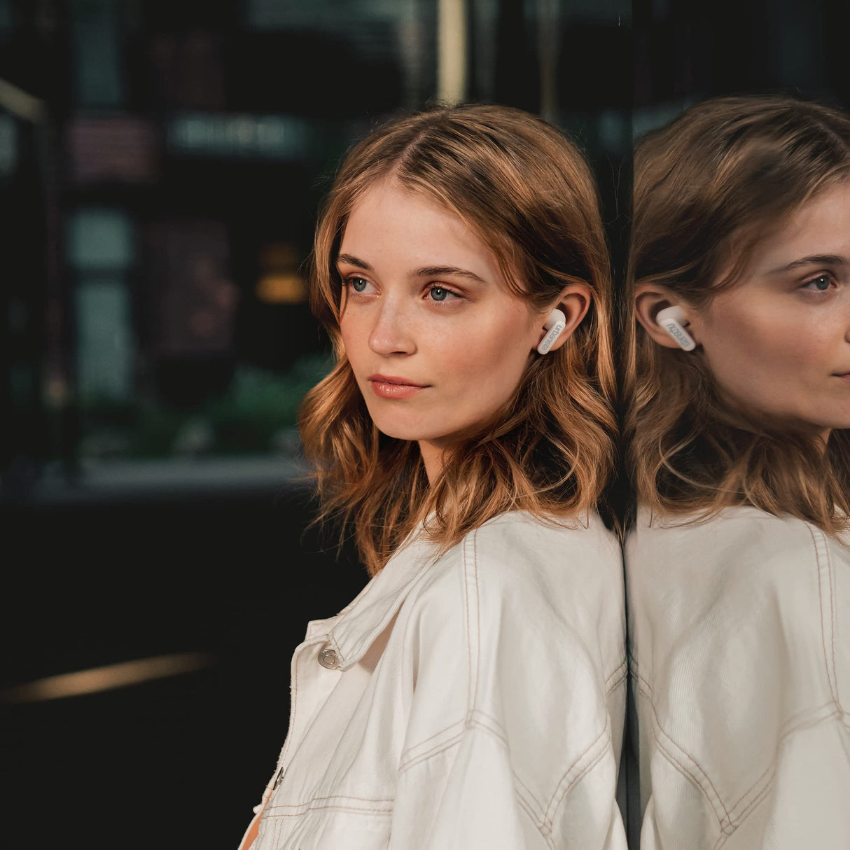 Urbanista Copenhagen Auriculares Inalámbricos, IPX4 Bluetooth 5.2 con Controles Táctiles y Micrófono con Cancelación de Ruido, 32H de Reproducción, Estuche de Carga USB C, Rosa Polvoriento