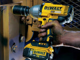 DEWALT DCF899P2-QW - Llave de impacto sin escobillas 1/2' XR 18V, Batería de Litio de 5 Ah, Alto Par 950Nm, 2400 ipm, con maletín TSTAK, cargador y batería