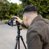 Manfrotto Befree GT Pro - Trípode de Viaje de Fibra de Carbono de 4 Secciones con Cabezal de Giro e inclinación de 3 vías, Color Negro