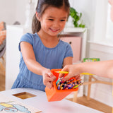 KidKraft Pocket Storage Juego Infantil de Mesa y 2 sillas de Madera con Compartimentos de Almacenamiento, Muebles para Salas de Juego y Dormitorio de niños (20353)