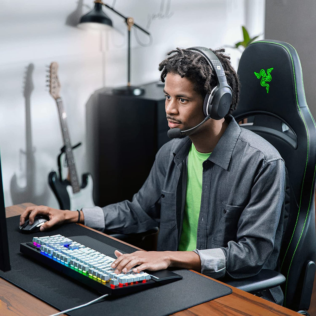 Razer BlackWidow V3 - Mechanical Gaming Keyboard - US Layout - Roblox Edition