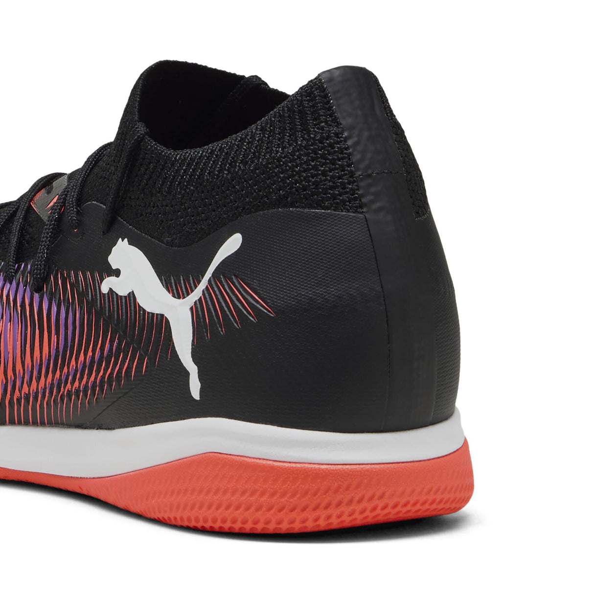 PUMA Future 8 Match IT, Zapatillas de fútbol Unisex Adulto, Black White-Glowing Red, 42 EU