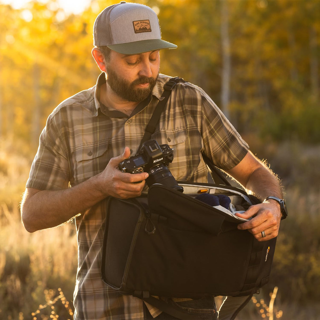 Lowepro ProTactic Lite BP 150 AW III Mochila de Portátil, Acceso Superior y Lateral, Bolsa Profesional Cámara, DSLR/Dron/Sin Espejo, Portátil 14", Cubierta Lluvia, Fotógrafo, Videógrafo, Volumen 25L