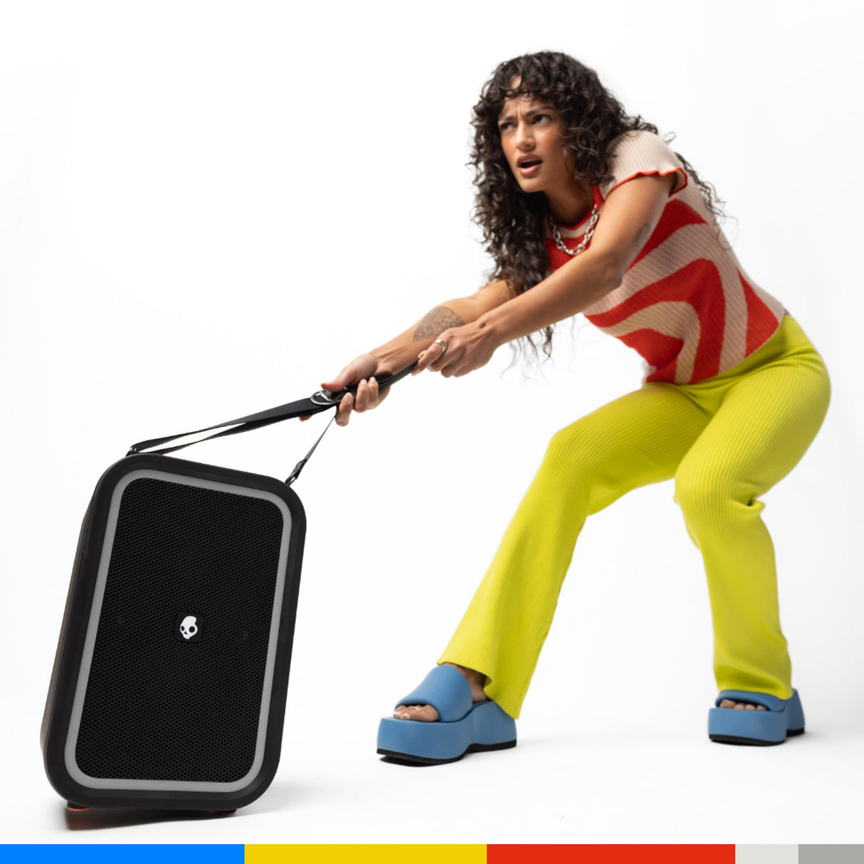 Skullcandy Stomp Altavoz Inalámbrico Portátil con Bluetooth de Tamaño Grande para Fiestas, con Impermeabilidad IPX7, 12 Horas de Batería, True Wireless Stereo con Luces LED y Asa de Transporte, Black