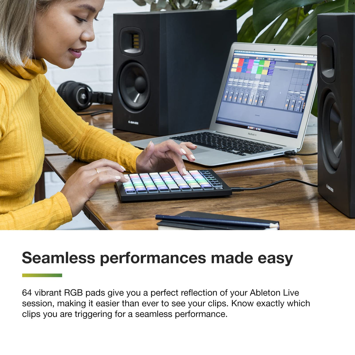 Novation Launchpad Mini [MK3] — Panel portátil MIDI con 64 almohadillas, panel controlador con USB para actuaciones de Ableton Live y Logic Pro