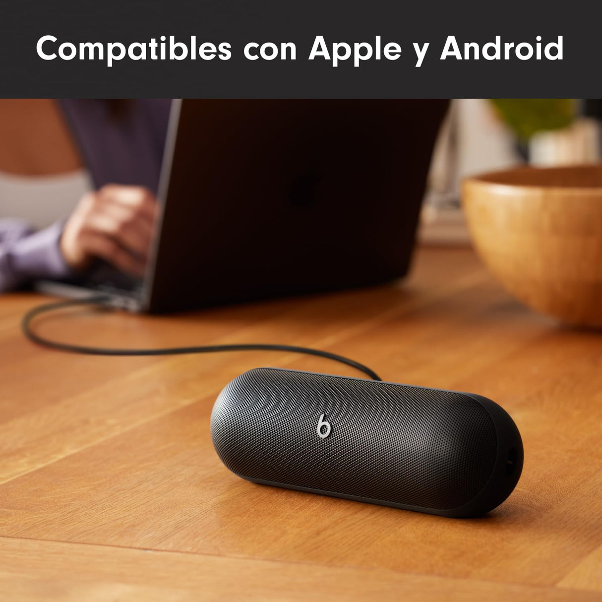 Beats Pill - Altavoz Bluetooth inalámbrico y Cargador portátil Mediante USB-C, hasta 24 Horas de autonomía, Resistencia al Agua IP67, Compatible con Apple y Android, micrófono Integrado – Negro Mate