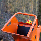 Forest Master FM9DD - Picadora de Madera Profesional – Potente Motor de Gasolina de 9 CV, Chip de hasta 75 mm de diámetro – Arranque eléctrico – Cuchillas Reversibles Dobles