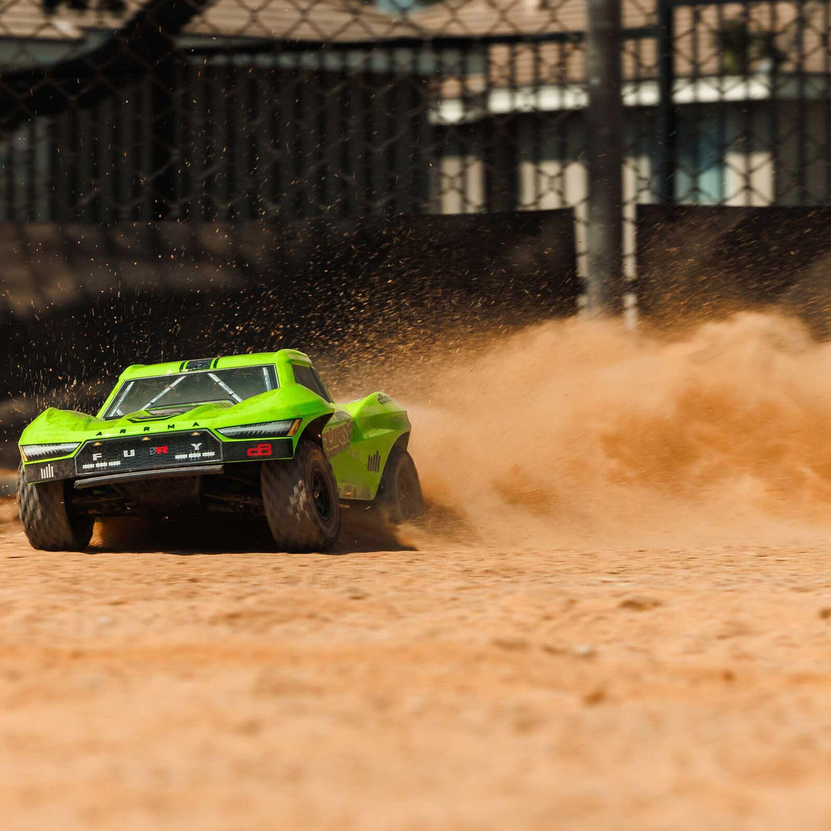 ARRMA Fury Mega 550 2WD Coche teledirigido 1/10 Short Course Truck, más de 30 km/h, actualizable, Incluye Accesorios, Verde ARA3221T1