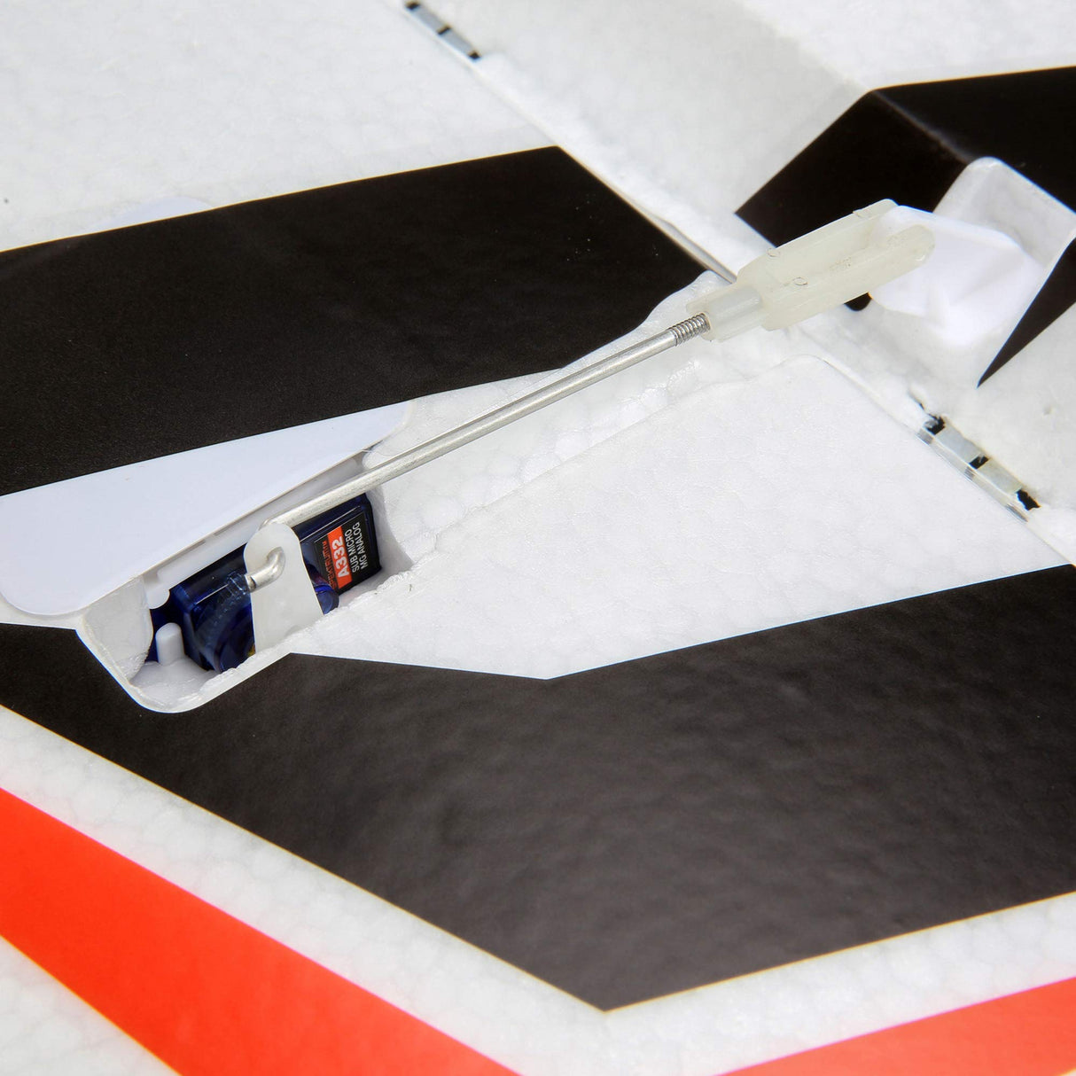 E-Flite Avión RC Noche Madera X 1,2 m BNF Basic (transmisor, batería y Cargador no incluidos) con AS3X y Safe Select, EFL13850