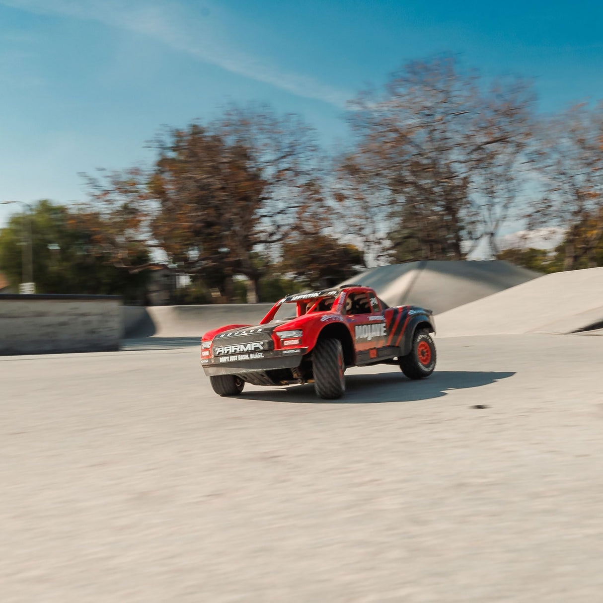 ARRMA- Mojave Grom Coche controlado por Radio, Color Rojo, 1/18 (Horizon Hobby ARA2104T1)