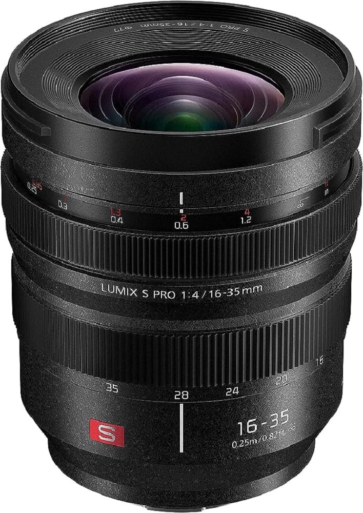 Panasonic LUMIX S Pro S-R1635E - Objetivo (F4, 16-35 mm, filtro de 77 mm, resistente a salpicaduras de agua y protección contra el frío) negro