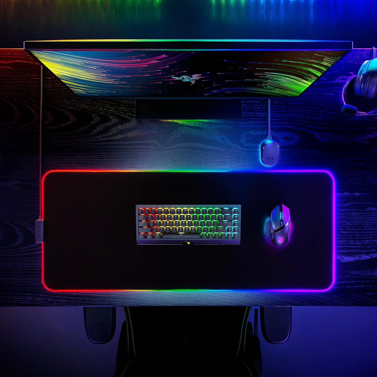 Razer Strider Chroma - Strider Chroma - Hybrid Mouse Mat with Chroma RGB