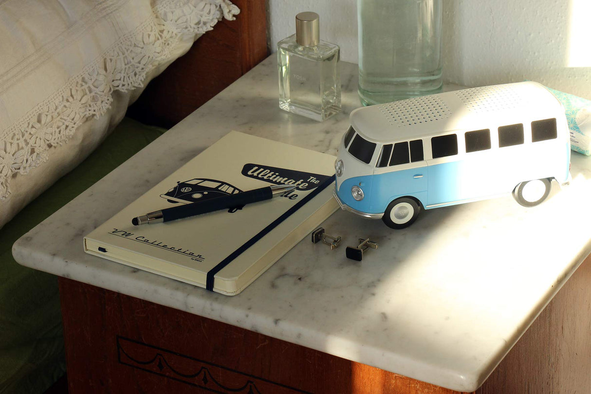 Brisa VW Collection - Altavoz portátil Bluetooth inalámbrico Volkswagen T1 Camper Bus (Escala: 1:20/Bus Clásico/Azul)