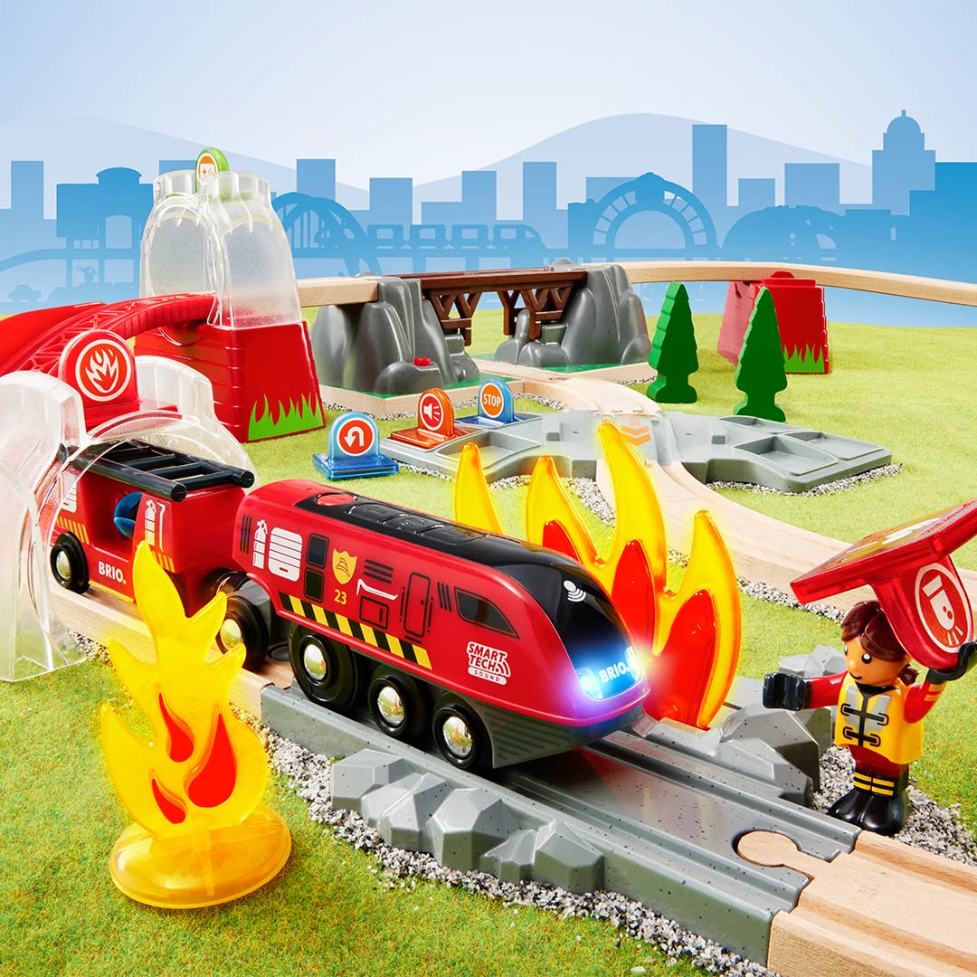 BRIO World – Set de Bomberos Smart Tech Sound 36004 | Set ferroviario a Pilas de 41 Piezas para niños a Partir de 3 años