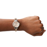 Fossil Georgia Reloj para mujer, movimiento de cuarzo con correa de acero o piel, Marrón claro y tono plata, 32MM