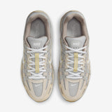 NIKE P-6000, Sneaker Hombre, Photon Dust White Lt Khaki Phantom, 37.5 EU