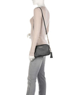 Michael Kors Ginny bolsa de hombro para mujer, Black
