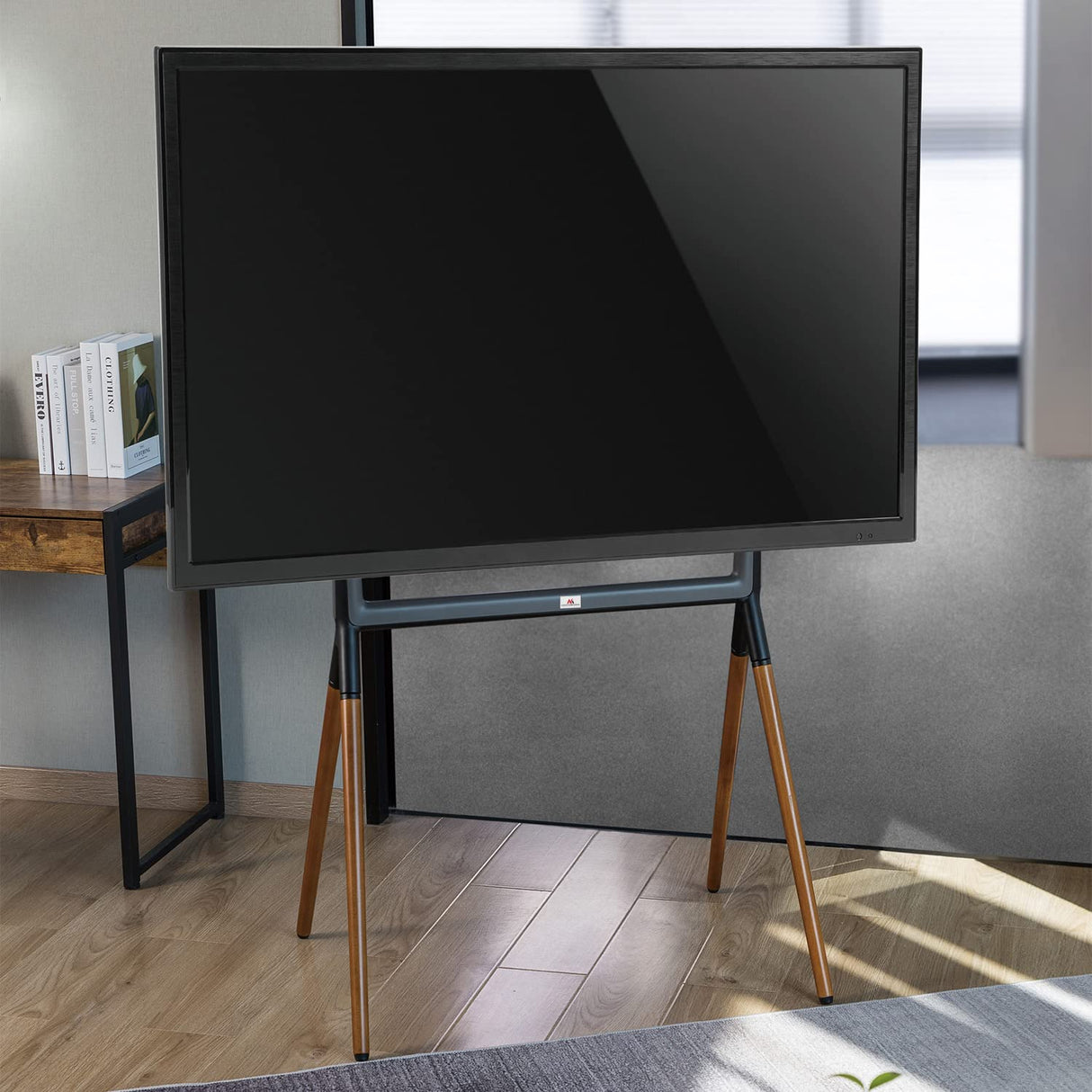 Maclean MC-926 Soporte Universal para TV Soporte para TV de 49-70" hasta 40 kg máx. VESA 600x400 Compatible con LCD LED OLED QLED Plasma Negro/Nogal