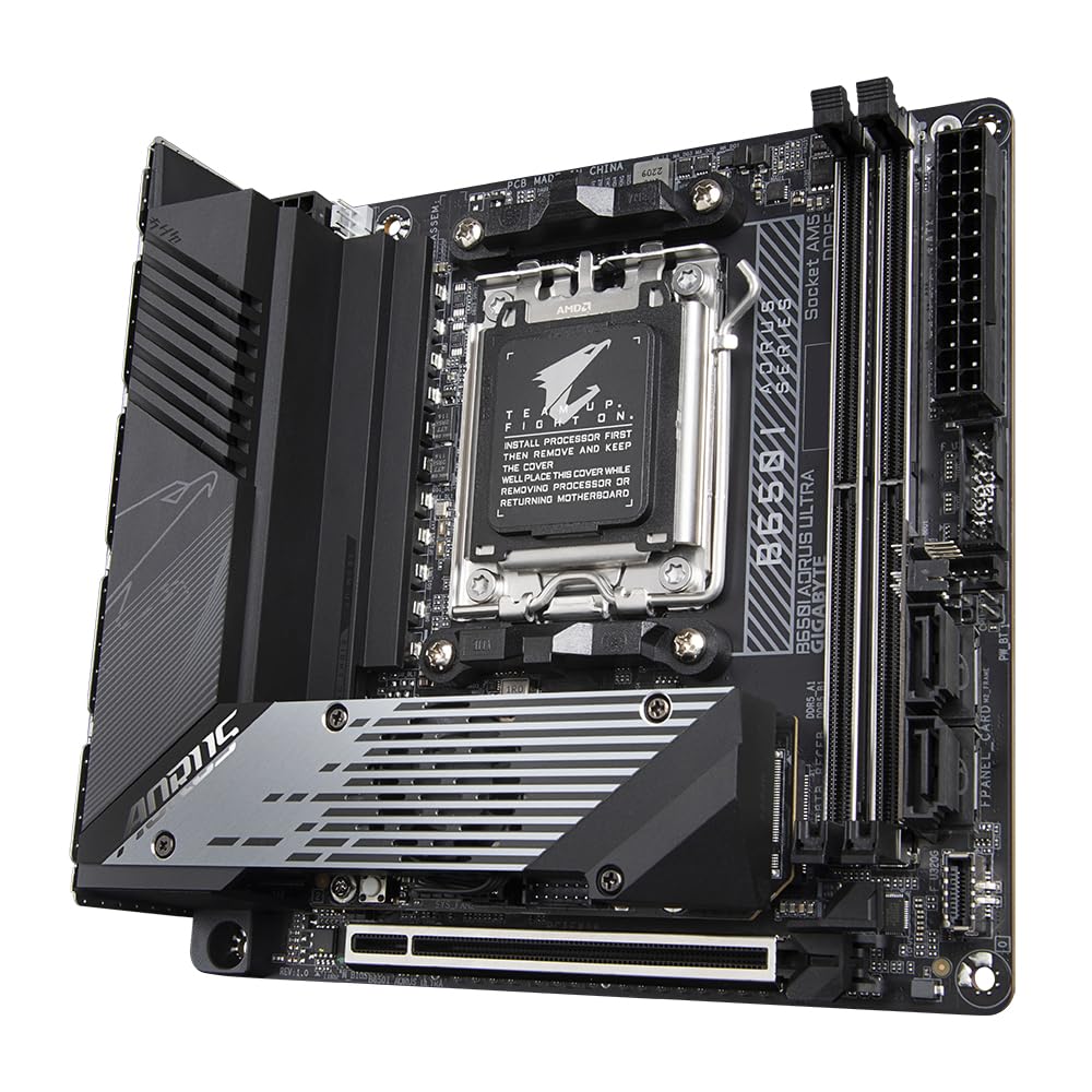 Gigabyte Placa Base B650I AORUS Ultra, Compatible con CPU AMD AM5, VRM Digital 8+2+1, DDR5 de hasta 6400 MHz (OC), 1 PCIe 5.0 + 2 PCIe 4.0 M.2, Wi-Fi 6E, LAN de 2.5 GbE, USB 3.2 Gen 2
