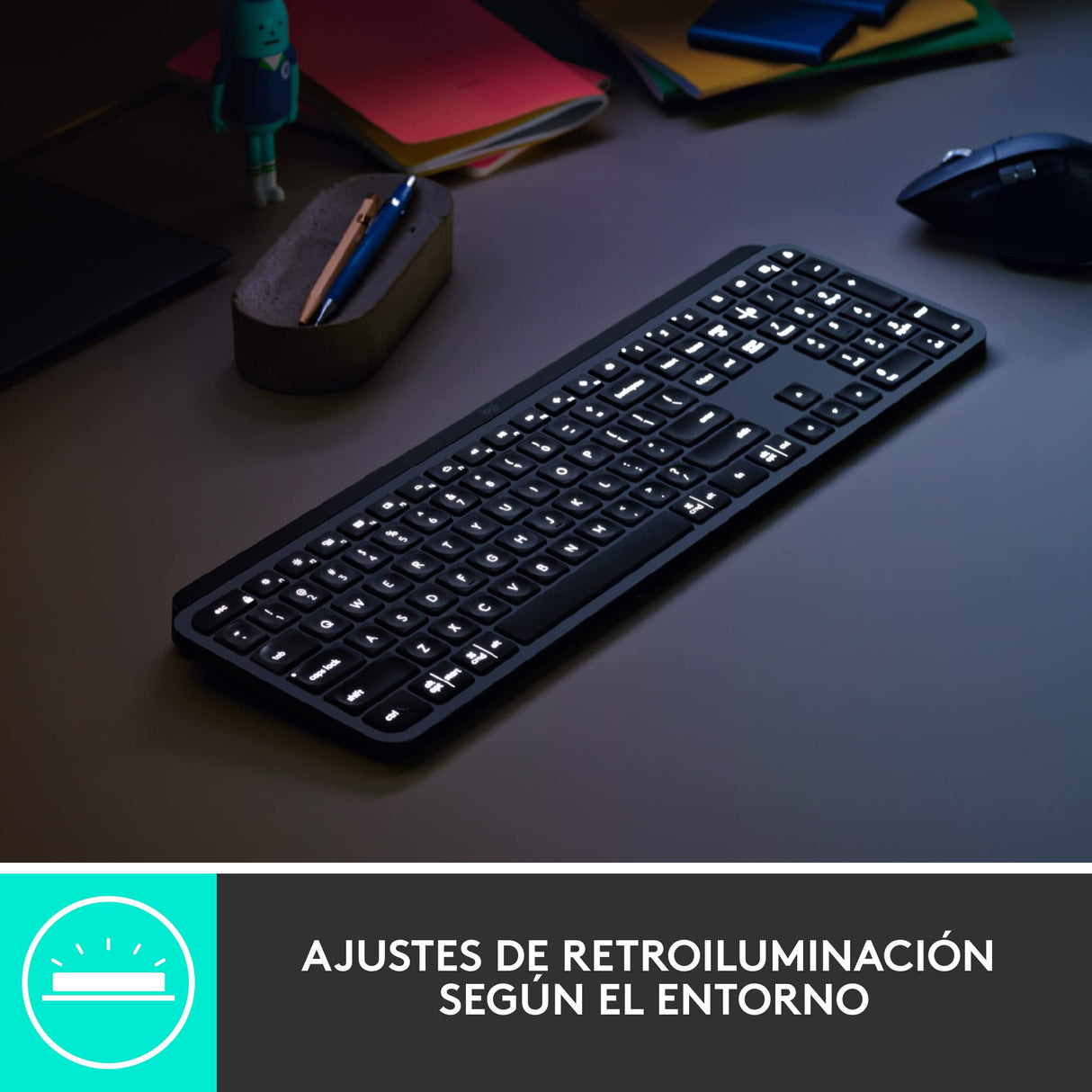Logitech MX Keys for Business, Teclado retroiluminado inalámbrico, Teclas silenciosas para pulsaciones perfectas, Logi Bolt, Bluetooth, Recargable, Windows/Mac/Chrome/Linux, QWERTY Español - Gris