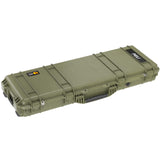 PELI 1720 Maleta Protectora Alargada; Protección Superior para Equipos Valiosos como Cámaras DSLR, Kits GoPro y Drones Compactos; Resistente al Agua y al Polvo; Volumen: 49 litros; Color: Verde OD