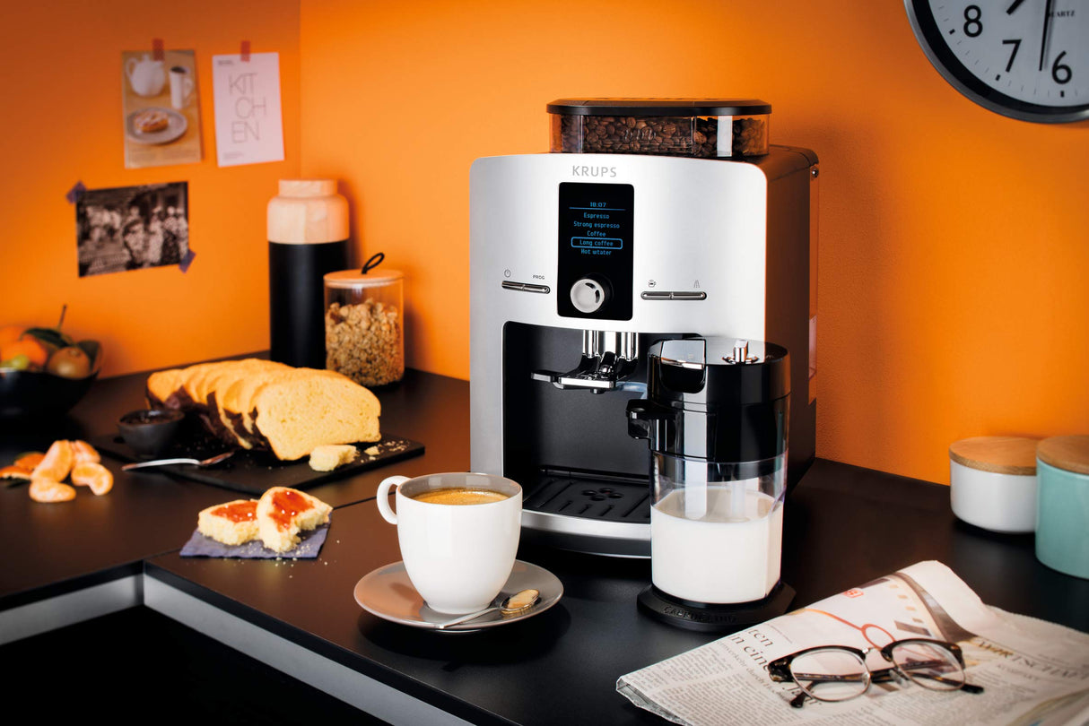 KRUPS Espresseria Latt, Tanque 1,7 L, 1450 W, Cafetera de grano de acero, Trituradora, Cappuccino de un solo toque, Limpieza automática, Presión de 15 bares, Hecho en Francia YY4201FD