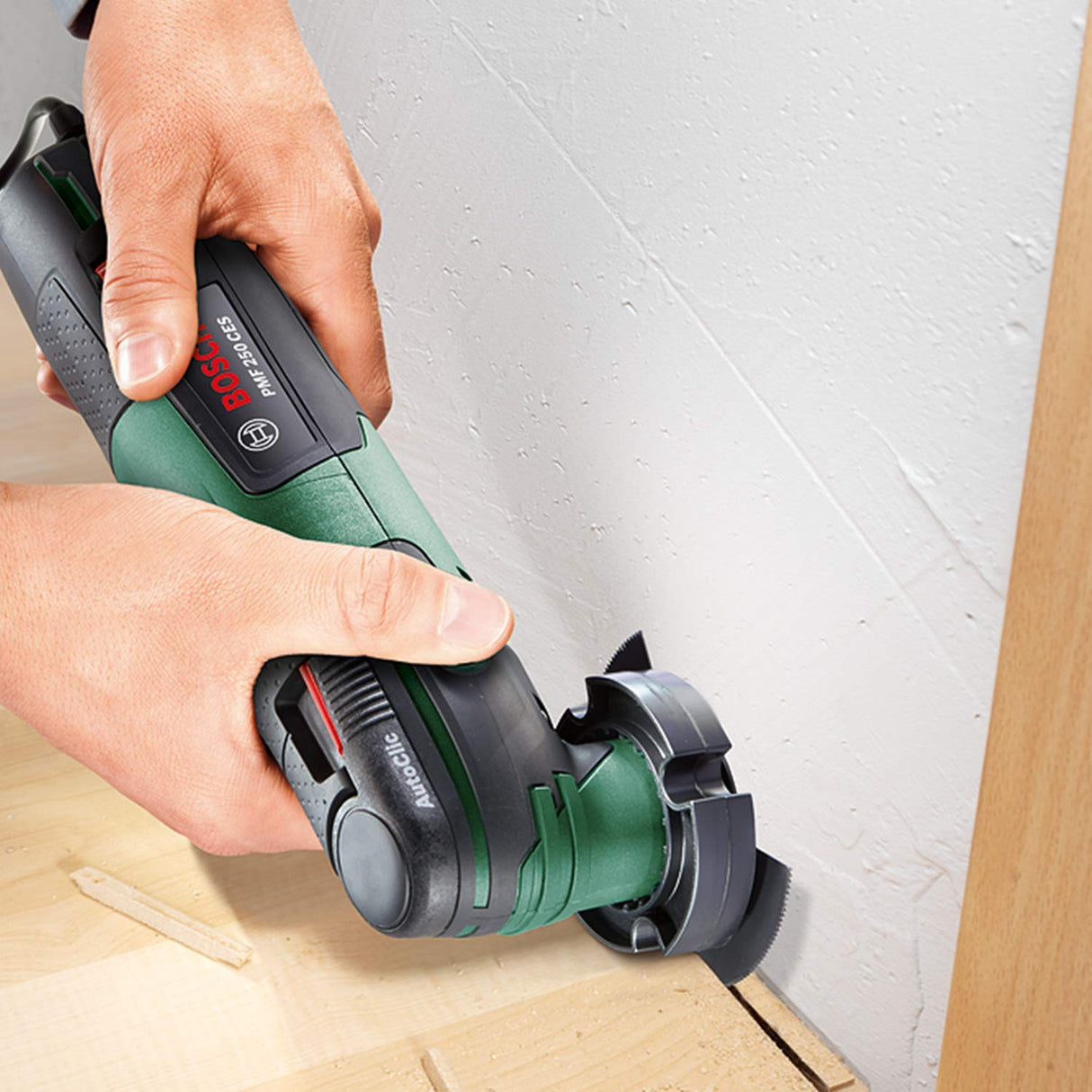 Bosch Multiherramienta PMF 250 CES 250 W, set universal de accesorios, en SystemBox, tamaño S - Amazon Edición