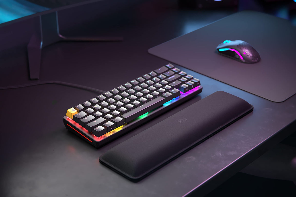 Glorious Gaming GMMK 2 Compact 65% - Teclado gaming mecánico, compacto TKL 65%, carcasa de aluminio, personalizable, keycaps dobles, switches Fox, RGB, distribuciones QWERTY español - Negro