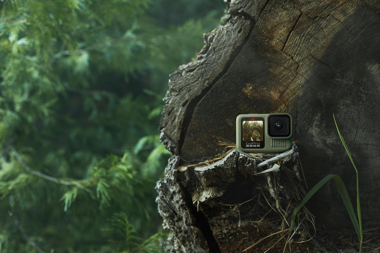 GoPro HERO13 Black en Verde Bosque - Cámara de acción Impermeable con Video 5.3K60, Fotos de 27MP y compatibilidad con Lentes de la Serie HB