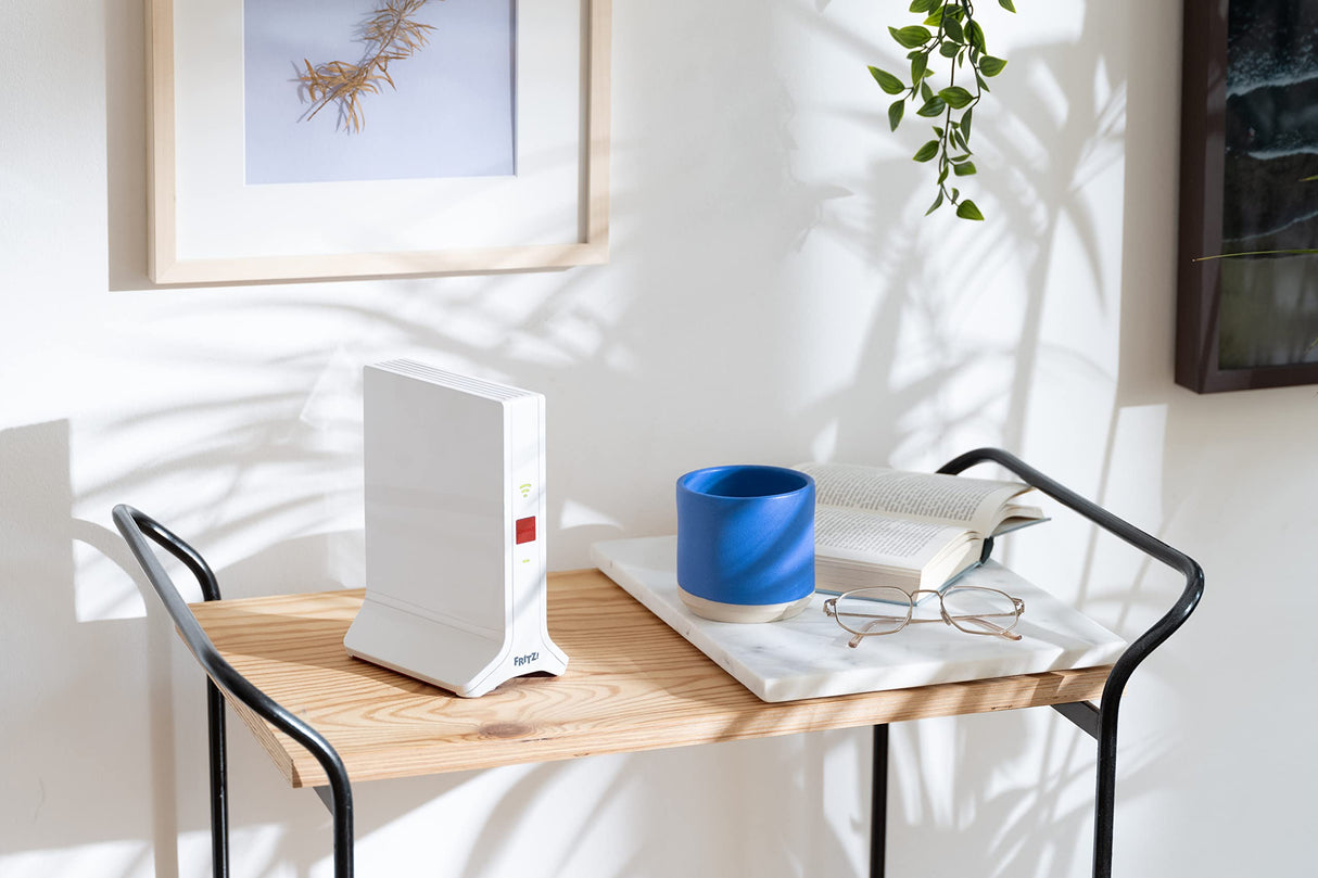Fritz!WLAN Repeater 3000 AX International - Repetidor/Wi-Fi 6, Tribanda: hasta 4.200 Mbps (2x3.600 Mbps/5 GHz y 600Mbps/2,4 GHz), Mesh, Punto de Acceso WiFi, 2X LAN Gigabit, Interfaz en Español